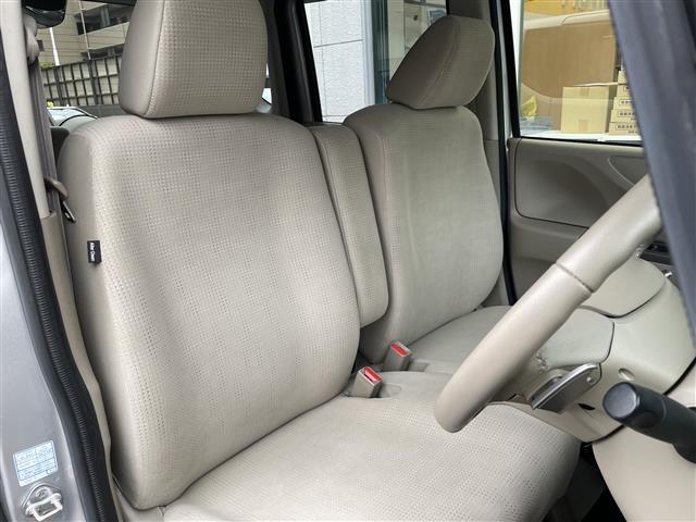Ｎ－ＢＯＸ Ｇ・ターボＬパッケージ　ワンオーナー　純正ＳＤナビ　フルセグＴＶ／ＣＤ／ＤＶＤ／Ｂｌｕｅｔｏｏｔｈ／ＡＭ・ＦＭ／ＵＳＢ　クルーズコントロール　ビルトインＥＴＣ　アイドリングストップ　横滑り防止装置　ステアリングスイッチ（19枚目）