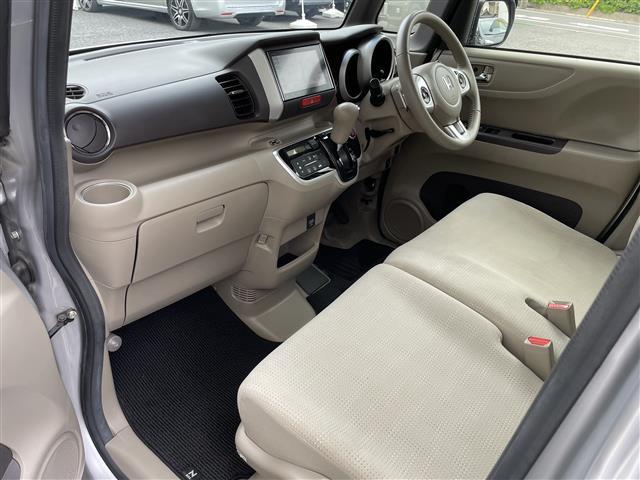 Ｎ－ＢＯＸ Ｇ・ターボＬパッケージ　ワンオーナー　純正ＳＤナビ　フルセグＴＶ／ＣＤ／ＤＶＤ／Ｂｌｕｅｔｏｏｔｈ／ＡＭ・ＦＭ／ＵＳＢ　クルーズコントロール　ビルトインＥＴＣ　アイドリングストップ　横滑り防止装置　ステアリングスイッチ（30枚目）