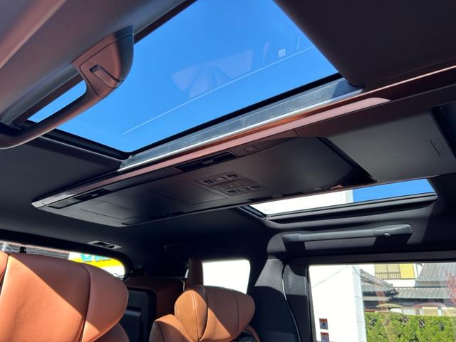 ヴェルファイアハイブリッド Z プレミア ワンオーナー/ユニバーサルステップ/デジタルインナーミラー/サンセットブラウンプレミアムナッパ革シート/13.2型有機EL後席ディスプレイ/左右独立ムーンルーフ/プリクラッシュセーフティ(2枚目)