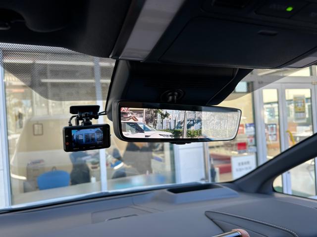 ヴェルファイアハイブリッド Z プレミア ワンオーナー/ユニバーサルステップ/デジタルインナーミラー/サンセットブラウンプレミアムナッパ革シート/13.2型有機EL後席ディスプレイ/左右独立ムーンルーフ/プリクラッシュセーフティ(4枚目)