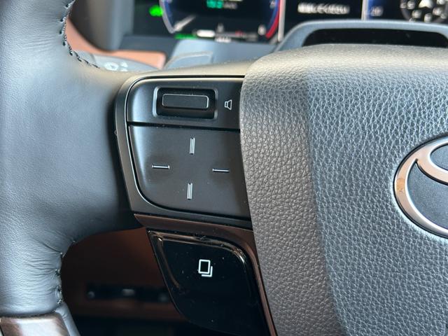 ヴェルファイアハイブリッド Z プレミア ワンオーナー/ユニバーサルステップ/デジタルインナーミラー/サンセットブラウンプレミアムナッパ革シート/13.2型有機EL後席ディスプレイ/左右独立ムーンルーフ/プリクラッシュセーフティ(12枚目)