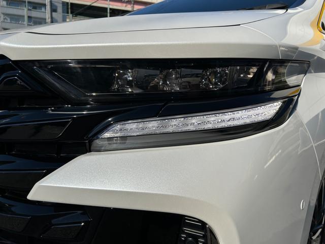 ヴェルファイアハイブリッド Z プレミア ワンオーナー/ユニバーサルステップ/デジタルインナーミラー/サンセットブラウンプレミアムナッパ革シート/13.2型有機EL後席ディスプレイ/左右独立ムーンルーフ/プリクラッシュセーフティ(57枚目)