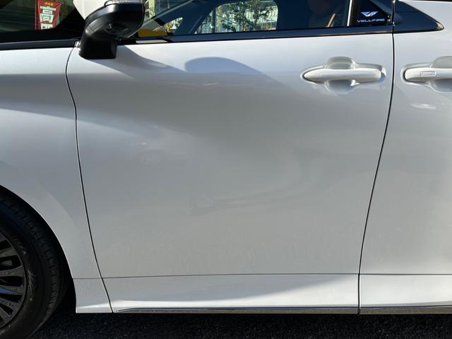 ヴェルファイアハイブリッド Z プレミア ワンオーナー/ユニバーサルステップ/デジタルインナーミラー/サンセットブラウンプレミアムナッパ革シート/13.2型有機EL後席ディスプレイ/左右独立ムーンルーフ/プリクラッシュセーフティ(58枚目)