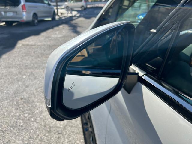 ヴェルファイアハイブリッド Z プレミア ワンオーナー/ユニバーサルステップ/デジタルインナーミラー/サンセットブラウンプレミアムナッパ革シート/13.2型有機EL後席ディスプレイ/左右独立ムーンルーフ/プリクラッシュセーフティ(60枚目)