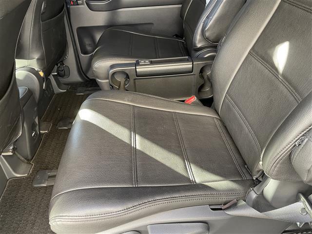 ヴォクシー ハイブリッドS-Z ワンオーナー/純正10.5型ディスプレイオーディオナビ/CD/DVDキット/FM・AM/Bluetooth/USB/Miracast/パノラミックビューモニター/ドライブレコーダー/(27枚目)