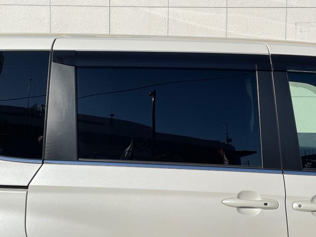 ヴォクシー ハイブリッドS-Z ワンオーナー/純正10.5型ディスプレイオーディオナビ/CD/DVDキット/FM・AM/Bluetooth/USB/Miracast/パノラミックビューモニター/ドライブレコーダー/(53枚目)