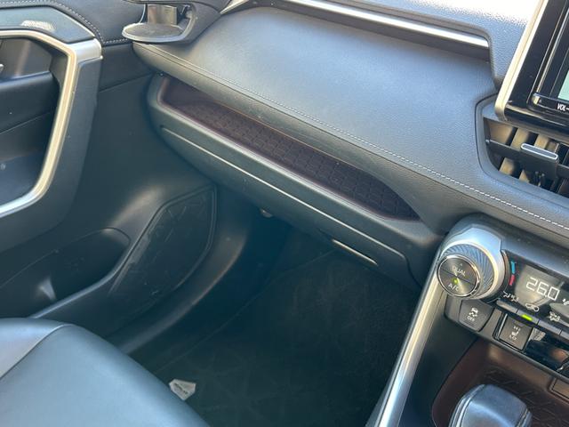 �ԗ��̔��Ɛ����E�ۏ؁E�N���[�j���O�Ȃǂ̃T�[�r�X�����R�ɂ��I�ђ����܂��B�@�@�T�[�r�X�͕K�v�ȕ��������I�щ������B