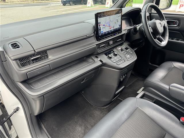 ステップワゴン e:HEVスパーダ ワンオーナー ホンダセンシング ACC/LKA/BSM 純正11型ナビ フルセグ Bluetooth/CarPlay 全方位カメラ 両側電動スライド D/N席シートヒーター 電動リアゲート LED(28枚目)