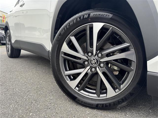 カローラクロス ハイブリッド Z ワンオーナー車 トヨタセーフティーセンス レーンキープ Aハイビーム 純正ナビ フルセグTV Bluetooth バックカメラ シートヒーター 前後ドラレコ コーナーセンサー 電動リアゲート LED(9枚目)
