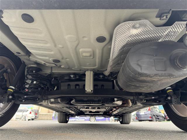 カローラクロス ハイブリッド Z ワンオーナー車 トヨタセーフティーセンス レーンキープ Aハイビーム 純正ナビ フルセグTV Bluetooth バックカメラ シートヒーター 前後ドラレコ コーナーセンサー 電動リアゲート LED(10枚目)