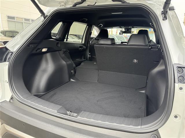 カローラクロス ハイブリッド Z ワンオーナー車 トヨタセーフティーセンス レーンキープ Aハイビーム 純正ナビ フルセグTV Bluetooth バックカメラ シートヒーター 前後ドラレコ コーナーセンサー 電動リアゲート LED(39枚目)
