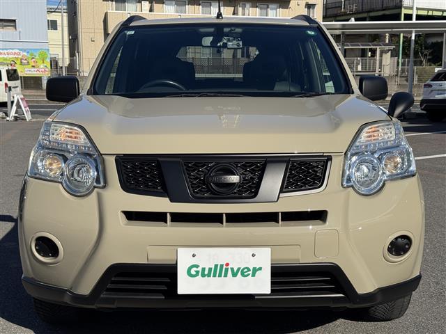 エクストレイル ２０Ｘ　全塗装ベージュ　社外ディスプレイオーディオ　ＣａｒＰｌａｙ／Ｂｌｕｅｔｏｏｔｈ　バックカメラ　カプロンシート　シートヒーター　ＦＥＮＩＳＥ１６インチＡＷ　前後ドラレコ　スマートキー　ＥＴＣ（2枚目）