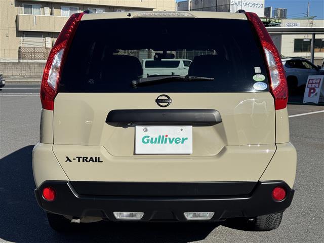 エクストレイル ２０Ｘ　全塗装ベージュ　社外ディスプレイオーディオ　ＣａｒＰｌａｙ／Ｂｌｕｅｔｏｏｔｈ　バックカメラ　カプロンシート　シートヒーター　ＦＥＮＩＳＥ１６インチＡＷ　前後ドラレコ　スマートキー　ＥＴＣ（7枚目）