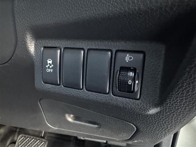 エクストレイル ２０Ｘ　全塗装ベージュ　社外ディスプレイオーディオ　ＣａｒＰｌａｙ／Ｂｌｕｅｔｏｏｔｈ　バックカメラ　カプロンシート　シートヒーター　ＦＥＮＩＳＥ１６インチＡＷ　前後ドラレコ　スマートキー　ＥＴＣ（24枚目）