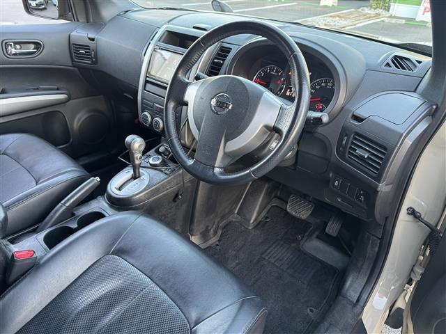 エクストレイル ２０Ｘ　全塗装ベージュ　社外ディスプレイオーディオ　ＣａｒＰｌａｙ／Ｂｌｕｅｔｏｏｔｈ　バックカメラ　カプロンシート　シートヒーター　ＦＥＮＩＳＥ１６インチＡＷ　前後ドラレコ　スマートキー　ＥＴＣ（28枚目）