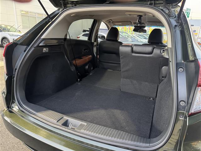 ヴェゼル ハイブリッドＺ　ワンオーナー　あんしんＰＫＧ　純正ナビ　ワンセグＴＶ　Ｂｌｕｅｔｏｏｔｈ　バックカメラ　ハーフレザーシート　シートヒーター　純正１７インチＡＷ　ＬＥＤライト　ＥＴＣ　スマートキー（40枚目）