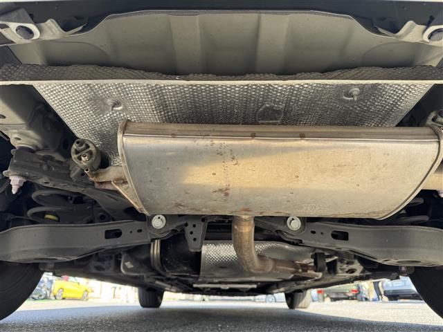 カローラツーリング Ｇ－Ｘ　プラス　ワンオーナー車　トヨタセーフティセンス　プリクラッシュ　レーンキープ　レーダークルーズ　純正ナビ　Ｂｌｕｅｔｏｏｔｈ　バックカメラ　ドライブレコーダー　ＬＥＤライト　ＥＴＣ　スマートキー（11枚目）