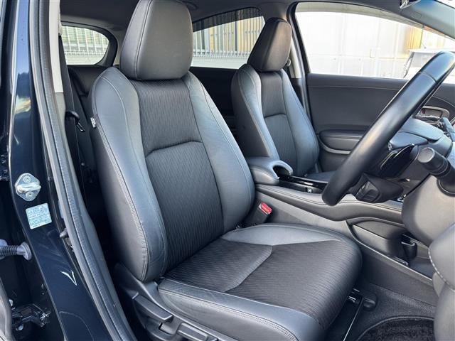 ヴェゼル ハイブリッドＺ・ホンダセンシング　ワンオーナー車　ホンダセンシング　衝突軽減ブレーキ　レーンキープ　レーダークルーズ　純正ナビ　フルセグＴＶ　Ｂｌｕｅｔｏｏｔｈ　バックカメラ　シートヒーター　前後ドラレコ　ＬＥＤライト　ＥＴＣ（28枚目）