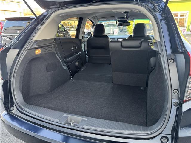 ヴェゼル ハイブリッドＺ・ホンダセンシング　ワンオーナー車　ホンダセンシング　衝突軽減ブレーキ　レーンキープ　レーダークルーズ　純正ナビ　フルセグＴＶ　Ｂｌｕｅｔｏｏｔｈ　バックカメラ　シートヒーター　前後ドラレコ　ＬＥＤライト　ＥＴＣ（39枚目）