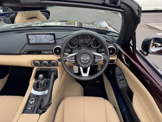 ロードスター ３５周年記念車　ワンオーナー　ｉ－ＡＣＴＩＶＳＥＮＳＥ　衝突軽減ブレーキ　レーダークルーズ　レーンキープ　ＢＳＭ　純正ＳＤナビ　フルセグＴＶ　Ｂｌｕｅｔｏｏｔｈ／ＣａｒＰｌａｙ　バックカメラ　ＬＥＤライト　ＥＴＣ（22枚目）