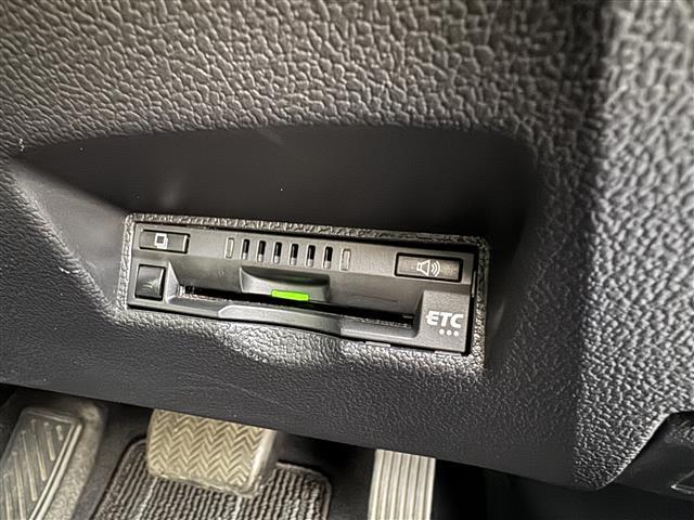 プリウス SセーフティプラスII トヨタセーフティーセンス ACC/LKA/BSM Aハイビーム 純正9型ナビ フルセグTV Bluetooth 全方位カメラ 社外ドラレコ一体型ミラー LEDライト ETC スマートキー(25枚目)