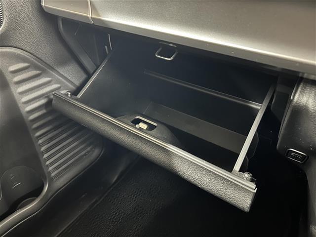 スペーシアカスタム ハイブリッドＧＳ　・ワンオーナー・４ＷＤ・社外ナビ／フルセグＴＶ／ＤＶＤ／ＣＤ／ＳＤ／ＢＴ・バックカメラ・左側パワースライドドア・衝突被害軽減ブレーキ・車線逸脱警報・パーキングセンサー・横滑り防止・アイドリングストップ（19枚目）