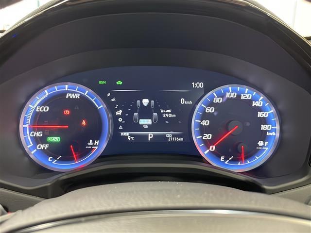 クラウンハイブリッド RSアドバンス Four ・4WD・寒冷地仕様・純正ナビ/フルセグTV/DVD/CD/SD/BT・パノラミックビューモニター・サンルーフ・ドライブレコーダー・ワイヤレス充電・純正エンジンスターター・プリクラッシセーフティ(2枚目)