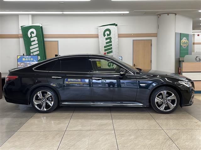 クラウンハイブリッド RSアドバンス Four ・4WD・寒冷地仕様・純正ナビ/フルセグTV/DVD/CD/SD/BT・パノラミックビューモニター・サンルーフ・ドライブレコーダー・ワイヤレス充電・純正エンジンスターター・プリクラッシセーフティ(33枚目)