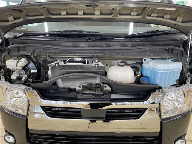 ハイエースバン スーパーGL ダーク プライムII 4WD/ディーゼルターボ/社外SDナビCD/DVD/AM/FM/BT/フルセグ/ALPINE10.1リアフリップダウンモニター/プリクラッシュセーフティ/レーンディパーチャーアラート(40枚目)