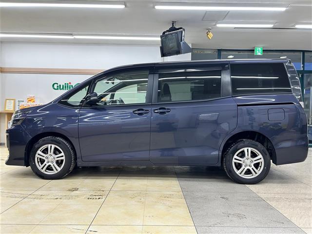 ヴォクシー Ｖ　・４ＷＤ・社外ナビ／フルセグＴＶ／ＤＶＤ／ＣＤ／ＳＤ／ＢＴ・バックカメラ・左側パワースライドドア・社外エンジンスターター・クルーズコントロール・オートマチックハイビーム・アイドリングストップ（35枚目）