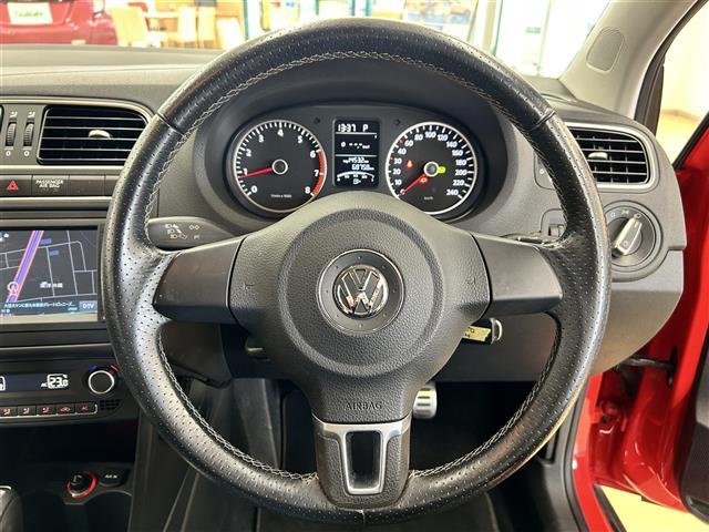 ポロ クロスポロ ・純正ナビ/フルセグTV/DVD/CD/SD/BT・バックカメラ・ドライブレコーダー・ETC・横滑り防止・キーレス・ルーフレール・電格ミラー・冬タイヤ社外15インチAW積込・パワーステアリング(6枚目)