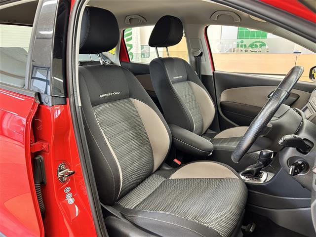 ポロ クロスポロ ・純正ナビ/フルセグTV/DVD/CD/SD/BT・バックカメラ・ドライブレコーダー・ETC・横滑り防止・キーレス・ルーフレール・電格ミラー・冬タイヤ社外15インチAW積込・パワーステアリング(19枚目)