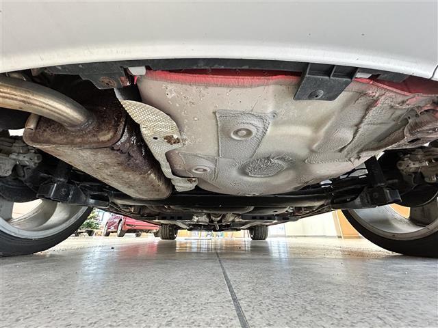 ポロ クロスポロ ・純正ナビ/フルセグTV/DVD/CD/SD/BT・バックカメラ・ドライブレコーダー・ETC・横滑り防止・キーレス・ルーフレール・電格ミラー・冬タイヤ社外15インチAW積込・パワーステアリング(40枚目)