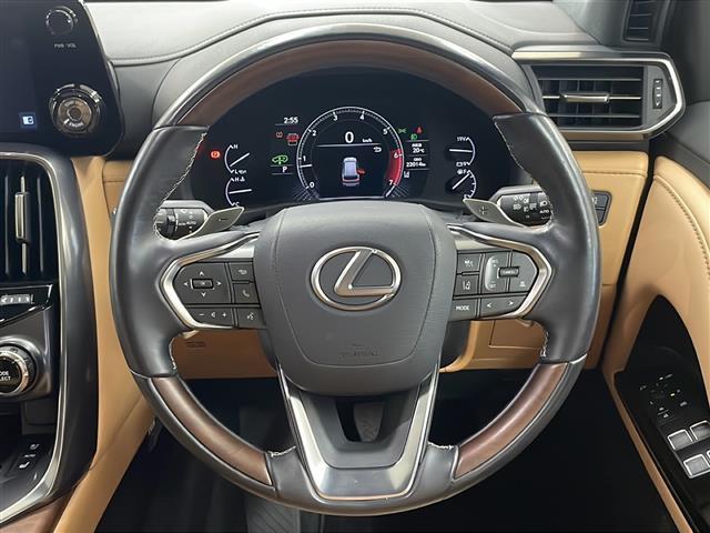 ＬＸ ＬＸ６００　・４ＷＤ・寒冷地仕様・純正ナビ／フルセグＴＶ／ＢＴ・Ｍｉｒａｃａｓｔ・パノラミックビューモニター・リヤエンターテイメントシステム・マークレビンソン・モデリスタエアロ・クールＢＯＸ・ワイヤレス充電（21枚目）