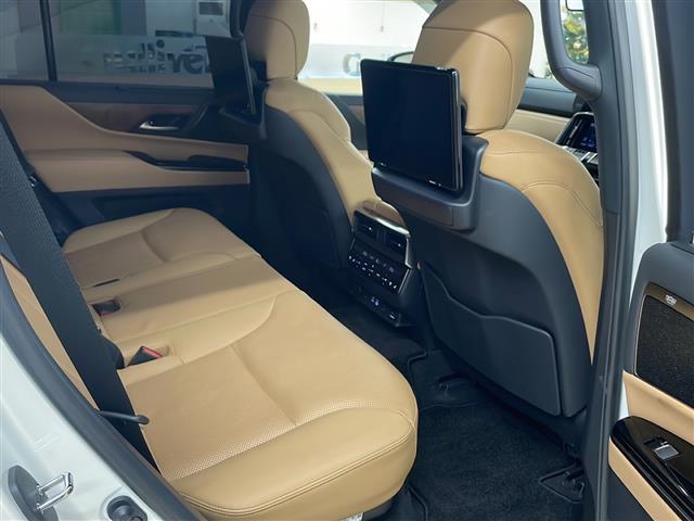 ＬＸ ＬＸ６００　・４ＷＤ・寒冷地仕様・純正ナビ／フルセグＴＶ／ＢＴ・Ｍｉｒａｃａｓｔ・パノラミックビューモニター・リヤエンターテイメントシステム・マークレビンソン・モデリスタエアロ・クールＢＯＸ・ワイヤレス充電（24枚目）