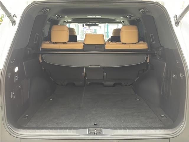 ＬＸ ＬＸ６００　・４ＷＤ・寒冷地仕様・純正ナビ／フルセグＴＶ／ＢＴ・Ｍｉｒａｃａｓｔ・パノラミックビューモニター・リヤエンターテイメントシステム・マークレビンソン・モデリスタエアロ・クールＢＯＸ・ワイヤレス充電（28枚目）