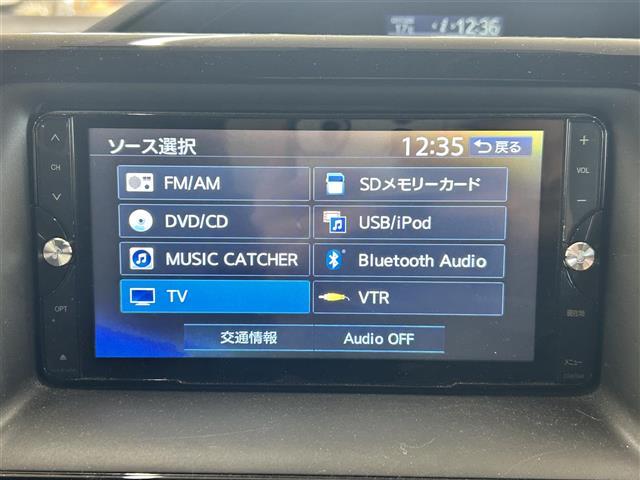 ノア Ｘ　・４ＷＤ・寒冷地仕様・社外ナビ／フルセグＴＶ／ＤＶＤ／ＣＤ／ＢＴ・バックカメラ・ＡＬＰＩＮＥリヤフリップダウンモニター・社外エンジンスターター・ドライブレコーダー・両側パワースライドドア・ＥＴＣ（4枚目）