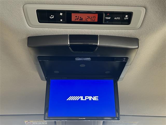 ノア Ｘ　・４ＷＤ・寒冷地仕様・社外ナビ／フルセグＴＶ／ＤＶＤ／ＣＤ／ＢＴ・バックカメラ・ＡＬＰＩＮＥリヤフリップダウンモニター・社外エンジンスターター・ドライブレコーダー・両側パワースライドドア・ＥＴＣ（16枚目）