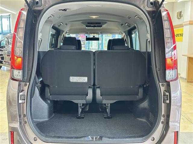 ノア Ｘ　・４ＷＤ・寒冷地仕様・社外ナビ／フルセグＴＶ／ＤＶＤ／ＣＤ／ＢＴ・バックカメラ・ＡＬＰＩＮＥリヤフリップダウンモニター・社外エンジンスターター・ドライブレコーダー・両側パワースライドドア・ＥＴＣ（29枚目）