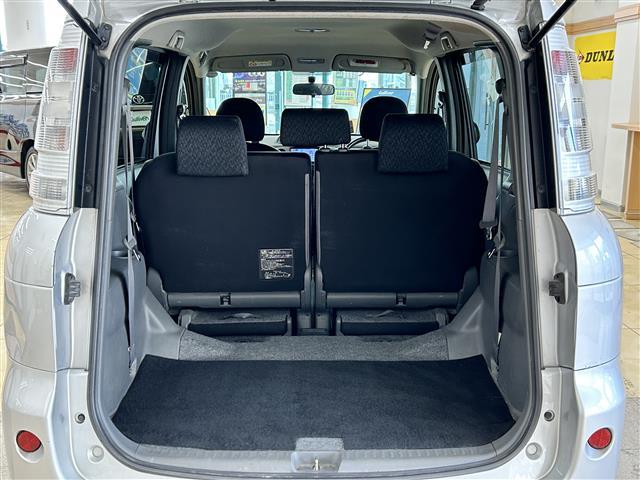 シエンタ ＤＩＣＥ－Ｇ　・４ＷＤ・社外ナビ／フルセグＴＶ／ＤＶＤ／ＣＤ／ＳＤ／ＢＴ・バックカメラ・左側パワースライドドア・ＥＴＣ・ＨＩＤ・フロントフォグ・キーレス・ドアバイザー・電格ミラー（25枚目）