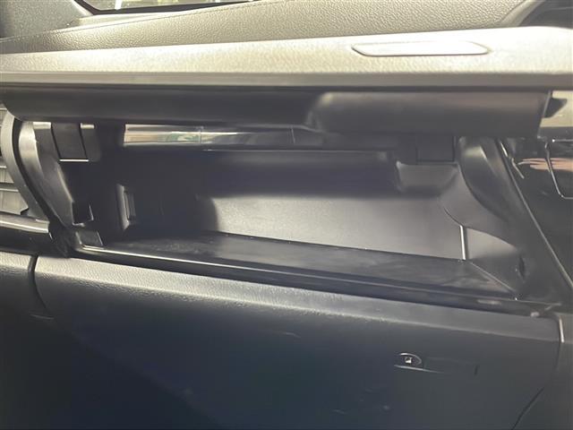 ハイラックス Ｚ　ＧＲスポーツ　・ワンオーナー・４ＷＤ・寒冷地仕様・純正ディスプレイオーディオ・ナビ／ＢＴ／Ｍｉｒａｃａｓｔ・パノラミックビューモニター・純正エンジンスターター・プリクラッシュセーフティ・レーダークル－ズコントロール（10枚目）