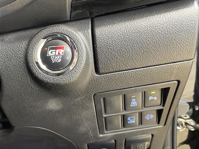 ハイラックス Ｚ　ＧＲスポーツ　・ワンオーナー・４ＷＤ・寒冷地仕様・純正ディスプレイオーディオ・ナビ／ＢＴ／Ｍｉｒａｃａｓｔ・パノラミックビューモニター・純正エンジンスターター・プリクラッシュセーフティ・レーダークル－ズコントロール（12枚目）