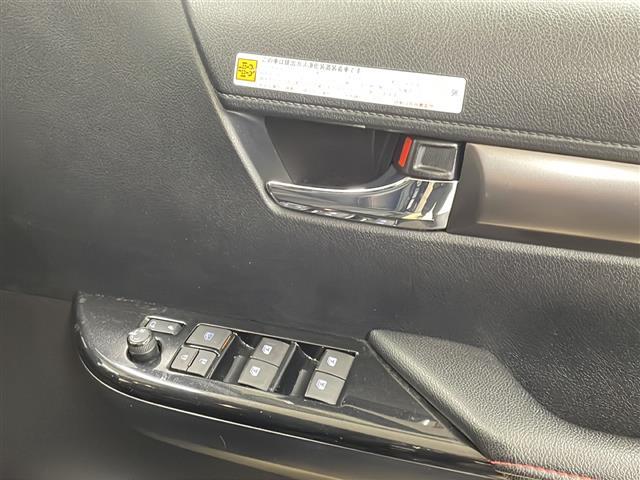 ハイラックス Ｚ　ＧＲスポーツ　・ワンオーナー・４ＷＤ・寒冷地仕様・純正ディスプレイオーディオ・ナビ／ＢＴ／Ｍｉｒａｃａｓｔ・パノラミックビューモニター・純正エンジンスターター・プリクラッシュセーフティ・レーダークル－ズコントロール（13枚目）