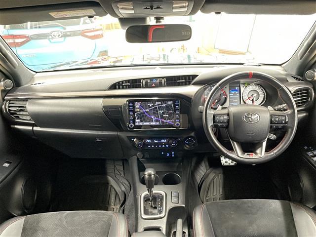 ハイラックス Ｚ　ＧＲスポーツ　・ワンオーナー・４ＷＤ・寒冷地仕様・純正ディスプレイオーディオ・ナビ／ＢＴ／Ｍｉｒａｃａｓｔ・パノラミックビューモニター・純正エンジンスターター・プリクラッシュセーフティ・レーダークル－ズコントロール（42枚目）