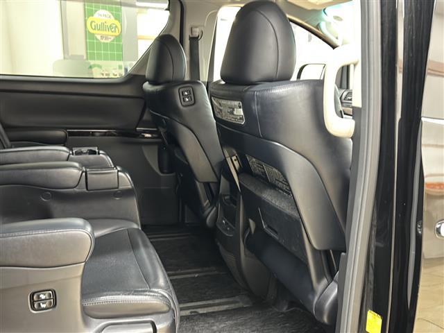 アルファードハイブリッド SR Cパッケージ ・4WD・純正ナビ/フルセグTV/DVD/CD/MSV/BT・バックカメラ・サンルーフ・ALPINEリヤフリップダウンモニター・パワーバックドア・社外エンジンスターター・クルーズコントロール・ETC(12枚目)