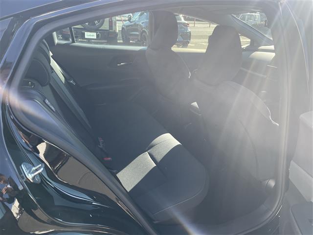 プリウス Ｕ　全方位カメラ　Ｓヒーター　革巻きステア（22枚目）