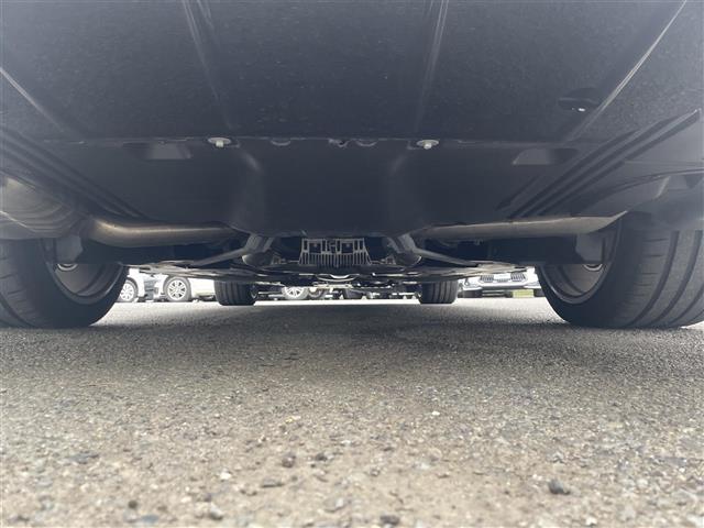 ������тm���C�P���̃K���o�[�����炱���ł��鍂������I���Q�O�Q�O�N�P���@�i���j���{�\����������������ׁi�������ÎԔ���s��̑�蔃����Ǝ҂�ΏۂƂ����u���Î����Ԕ���䐔�m���D�P�����v���j