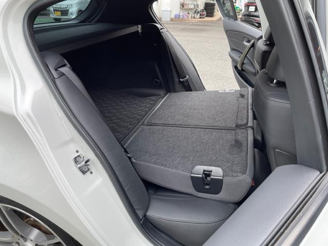 １シリーズ １３０ｉ　純正ナビ　ミラー内蔵ＥＴＣ　純正ＨＩＤヘッドライト　フロント／バックフォグ　純正１８インチＡＷ　キーレスエントリー（23枚目）