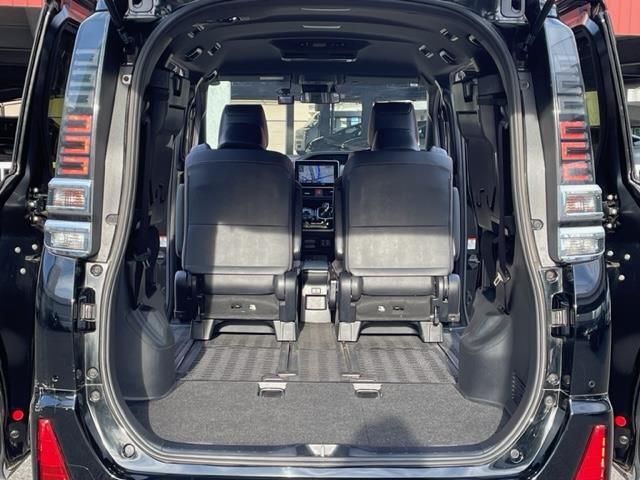 ヴォクシー ハイブリッドＺＳ　煌ＩＩＩ　ワンオーナー　純正９インチＳＤナビ【ＮＳＺＴ－Ｙ６８Ｔ】　ＤＴＶ／ＳＤ／ＣＤ／ＤＶＤ／ＲＥＣ／ＢＴ　バックカメラ　ＥＴＣ２．０　両側パワースライドドア　前後ドラレコ　純正１６インチアルミ（27枚目）