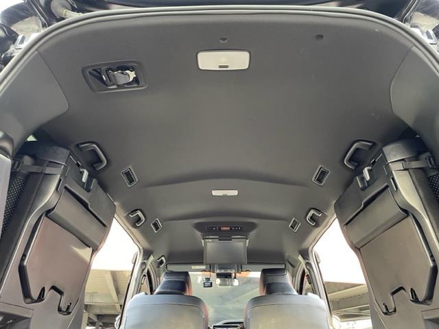 ヴォクシー ハイブリッドＺＳ　煌ＩＩＩ　ワンオーナー　純正９インチＳＤナビ【ＮＳＺＴ－Ｙ６８Ｔ】　ＤＴＶ／ＳＤ／ＣＤ／ＤＶＤ／ＲＥＣ／ＢＴ　バックカメラ　ＥＴＣ２．０　両側パワースライドドア　前後ドラレコ　純正１６インチアルミ（28枚目）